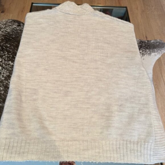 Pre-Loved Mersea Lisbon Traveller Mock Turtleneck in Ivory - OS - Picture 8 of 8